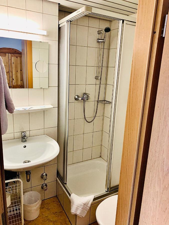 Gaestehaus Hohe Tannen Гармиш-Партенкирхен Екстериор снимка