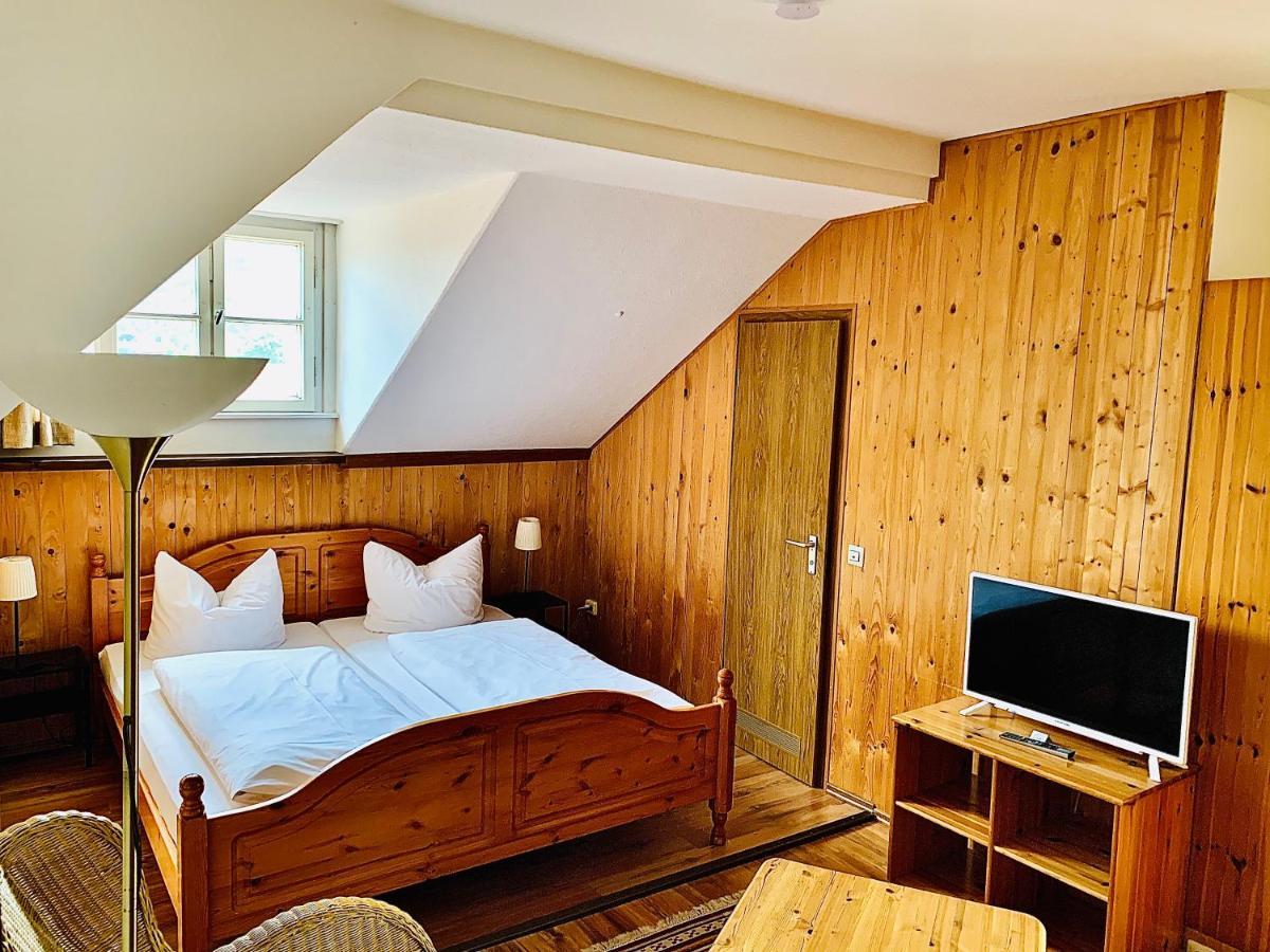 Gaestehaus Hohe Tannen Гармиш-Партенкирхен Екстериор снимка