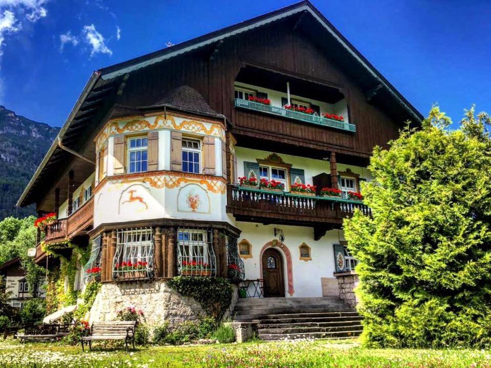 Gaestehaus Hohe Tannen Гармиш-Партенкирхен Екстериор снимка