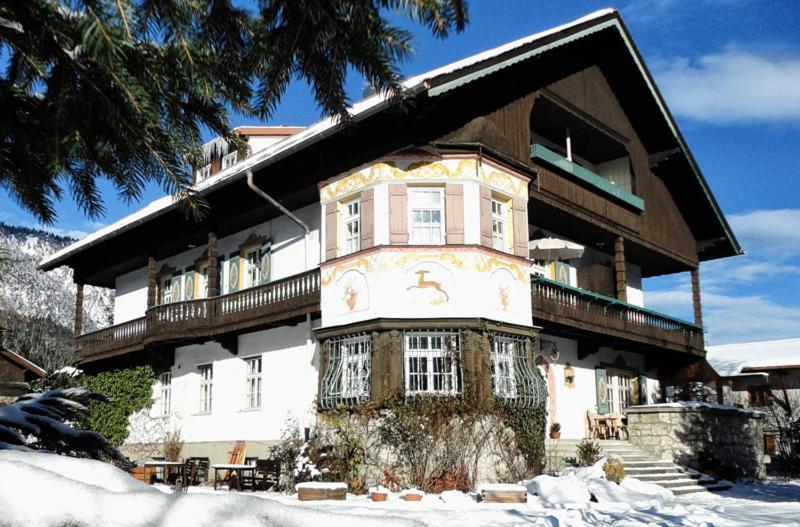 Gaestehaus Hohe Tannen Гармиш-Партенкирхен Екстериор снимка